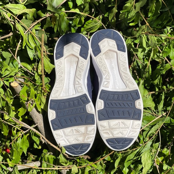 APL TechLoom Wave hybrid Running shoe men size 9 - Picture 14 of 14